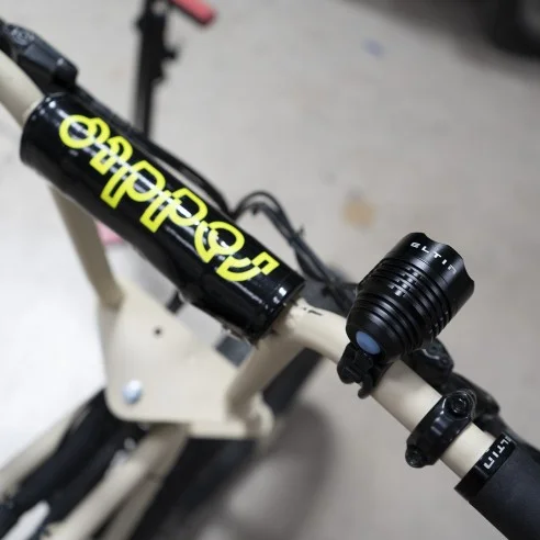 Eltin adventure 1200 lumen front bike light