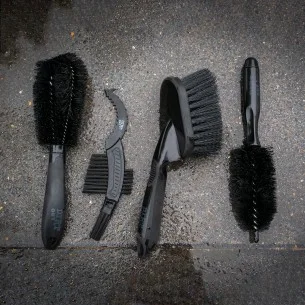 Dirt Out Cleaning Brushes Kit 2
