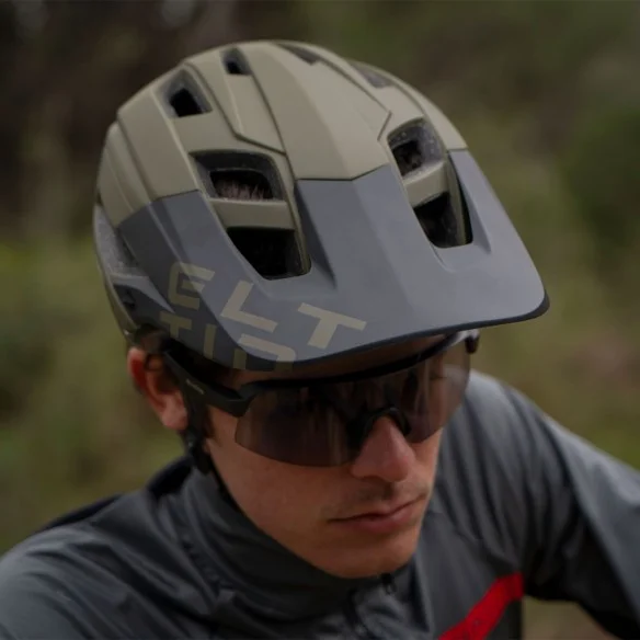 Capacete MTB Hey! Verde oliva mate e Preto