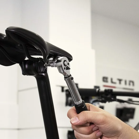 Chave Dinamométrica 1/4" 2-14Nm